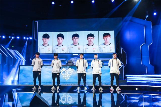 一帆风顺 一帆风顺