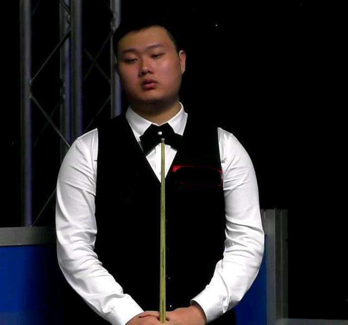 手递手后的 手递手后的