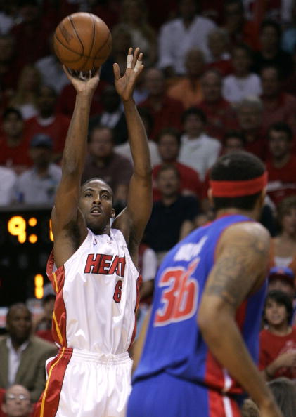 [NBA]东契奇空砍35分 湖人不敌马刺